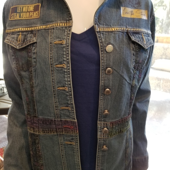 Custom denim jacket - Picture 2 of 5